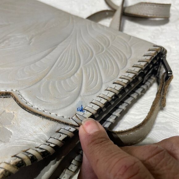 Patricia Nash Handcrafted Beige Tooled Leather Crossbody Bag Adjustable Strap - Picture 11 of 11